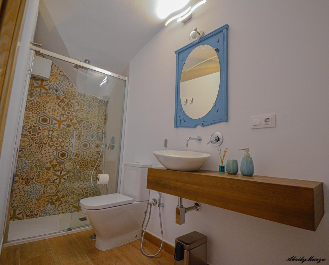Apartamentos Turisticos Abrilymarzo Caces Buitenkant foto